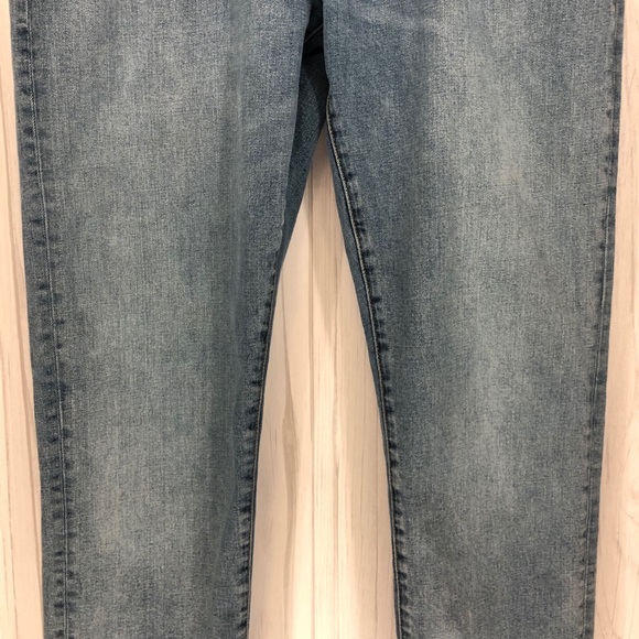 GAP Jeans | Athletic Fit Straight Leg | 32x34 - Picture 3 of 13